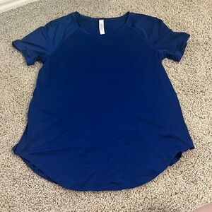 Lululemon workout top